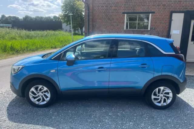 Opel Crossland (2018) thumbnail 2