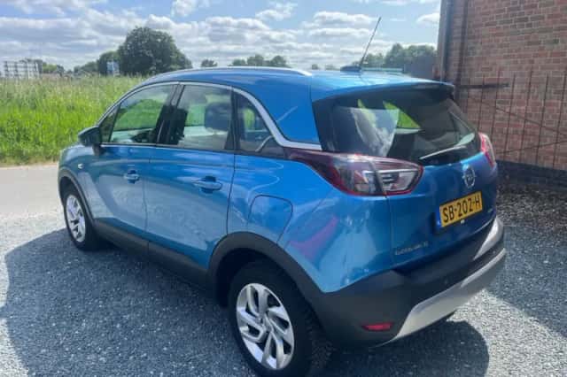Opel Crossland (2018) thumbnail 3