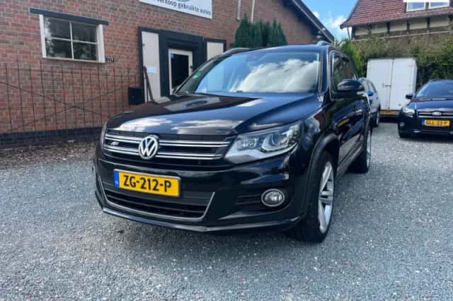 Volkswagen Tiguan (2012) thumbnail 1