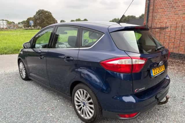 Ford C-Max (2013) thumbnail 3