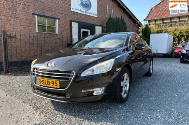 Peugeot 508 (2013) thumbnail 1