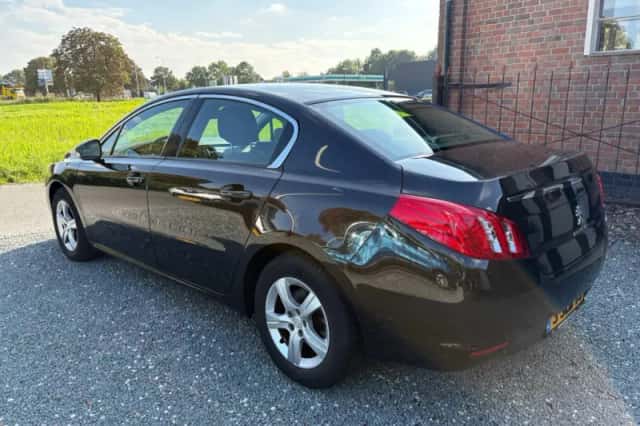 Peugeot 508 (2013) thumbnail 3