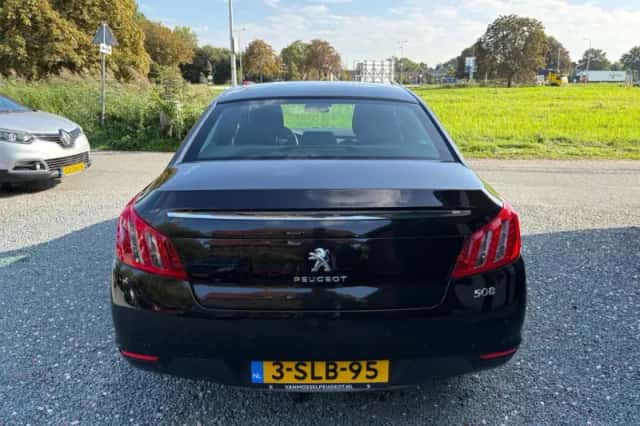 Peugeot 508 (2013) thumbnail 4