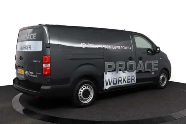 Toyota ProAce Electric Worker (2024) thumbnail 2