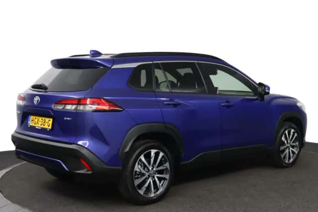 Toyota Corolla Cross (2025) thumbnail 2