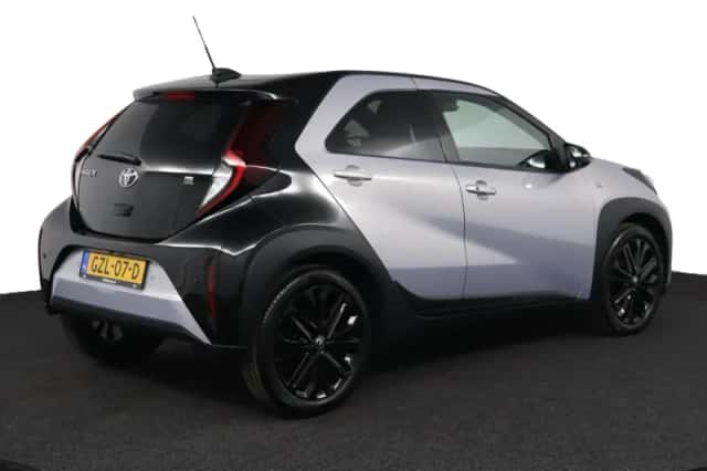 Toyota Aygo X (2025) thumbnail 2