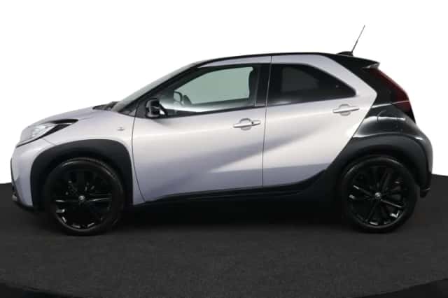 Toyota Aygo X (2025) thumbnail 3