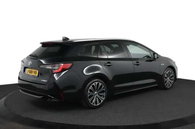 Toyota Corolla (2020) thumbnail 2