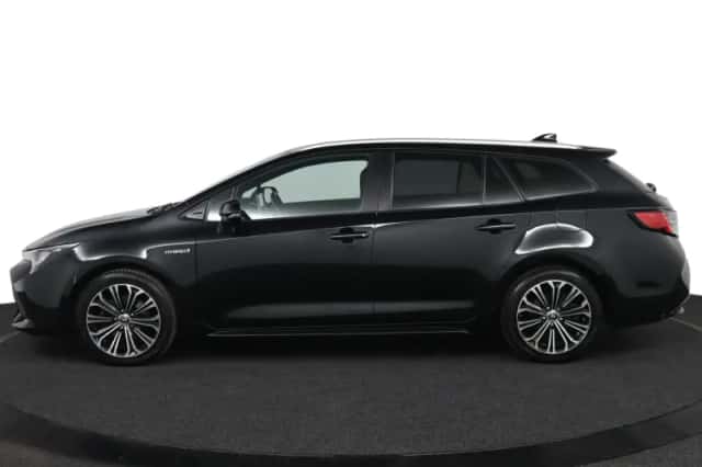 Toyota Corolla (2020) thumbnail 3