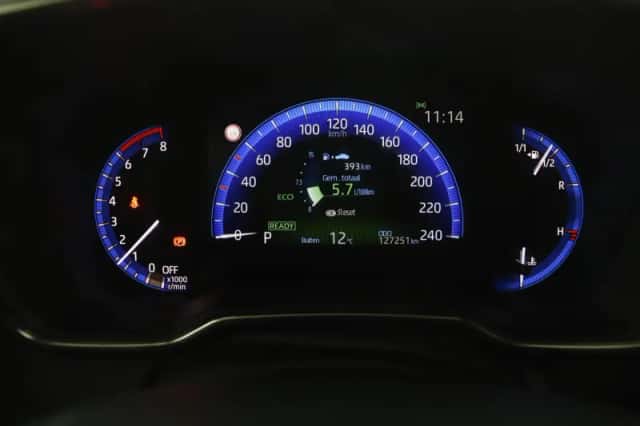 Toyota Corolla (2020) thumbnail 6
