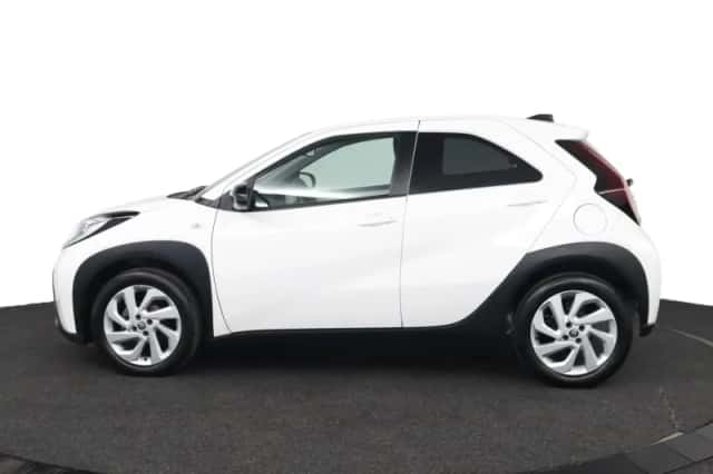 Toyota Aygo X (2022) thumbnail 3