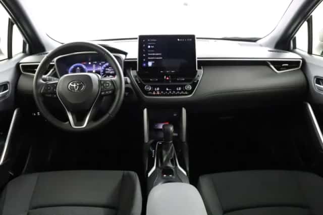 Toyota Corolla Cross (2025) thumbnail 4