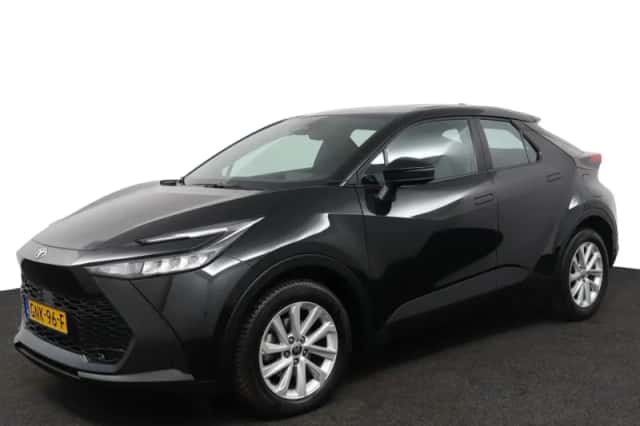 Toyota C-HR (2024) thumbnail 1