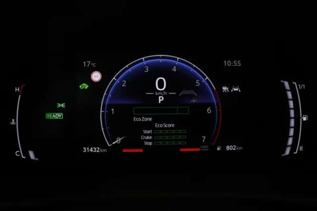 Toyota C-HR (2024) thumbnail 6