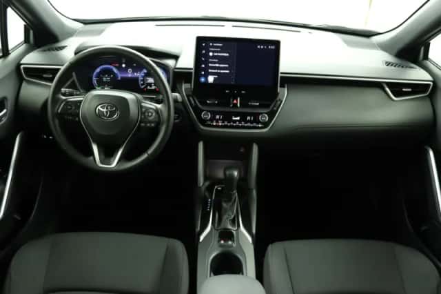 Toyota Corolla Cross (2023) thumbnail 4