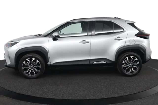 Toyota Yaris Cross (2025) thumbnail 3