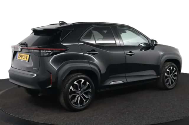 Toyota Yaris Cross (2025) thumbnail 2