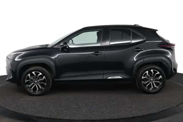 Toyota Yaris Cross (2025) thumbnail 3