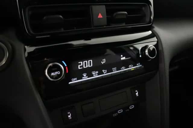 Toyota Yaris Cross (2025) thumbnail 6