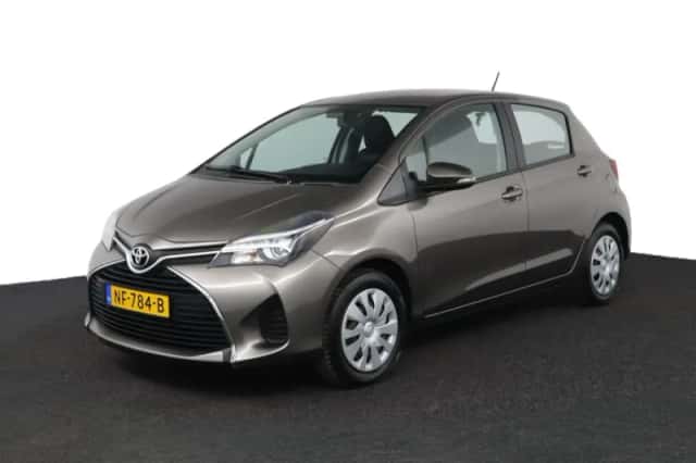 Toyota Yaris (2017) thumbnail 1