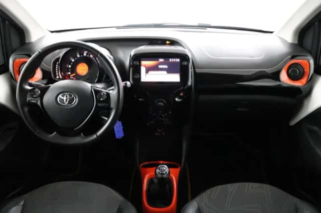 Toyota Aygo (2019) thumbnail 4