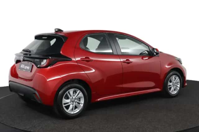 Toyota Yaris (2026) thumbnail 2