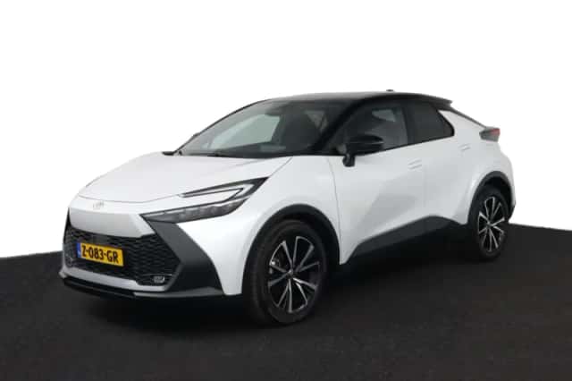 Toyota C-HR (2024) thumbnail 1