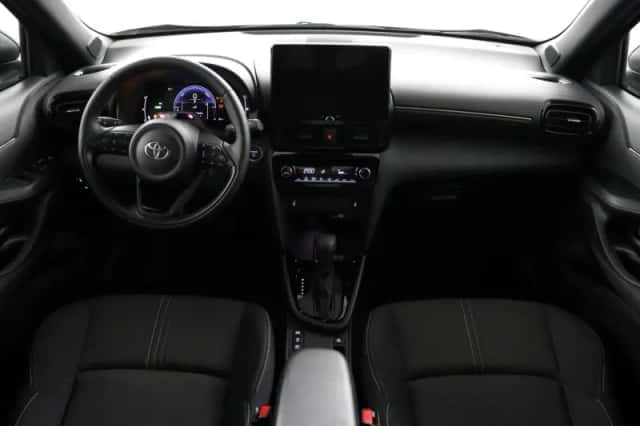 Toyota Yaris Cross (2026) thumbnail 4