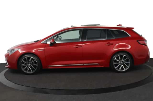 Toyota Corolla (2019) thumbnail 3
