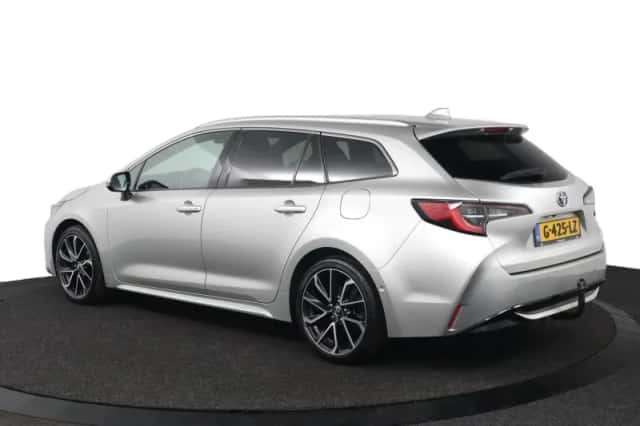 Toyota Corolla (2019) thumbnail 3