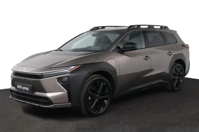 Toyota bZ4X (2026) thumbnail 1