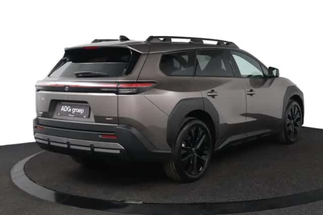 Toyota bZ4X (2026) thumbnail 2