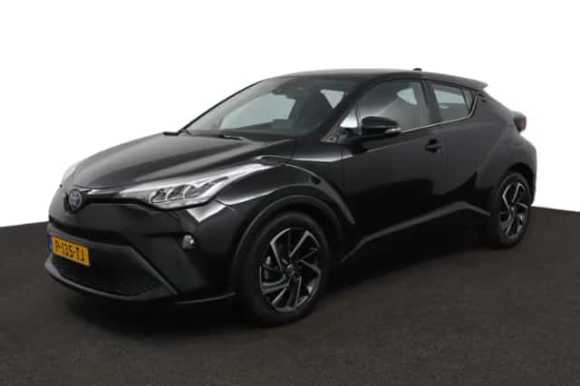 Toyota C-HR (2022) thumbnail 1