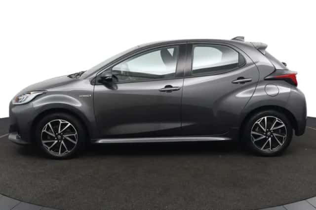Toyota Yaris (2020) thumbnail 5