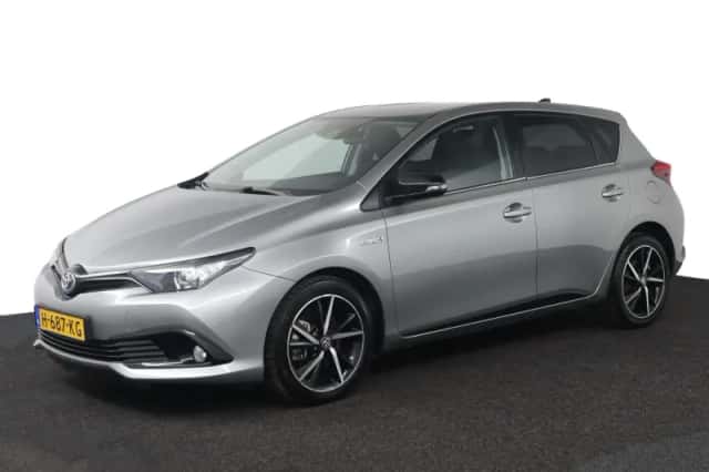 Toyota Auris (2017) thumbnail 1