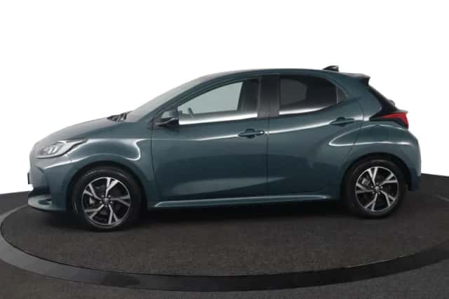 Toyota Yaris (2025) thumbnail 3