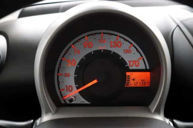 Toyota Aygo (2013) thumbnail 6