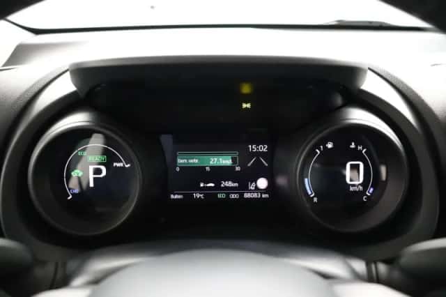 Toyota Yaris (2020) thumbnail 6