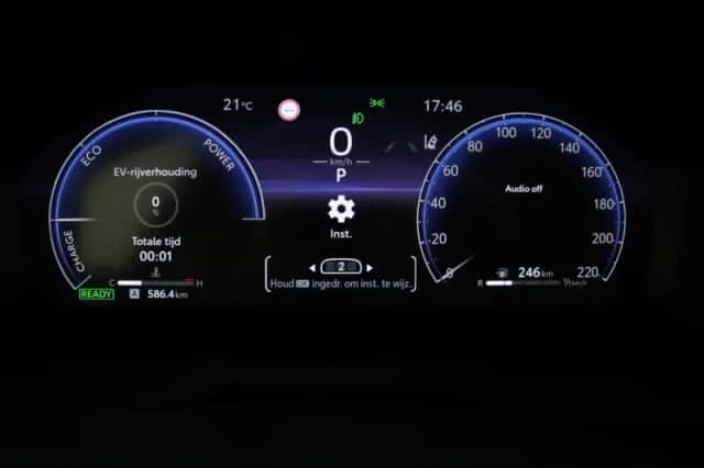 Toyota RAV4 (2024) thumbnail 6