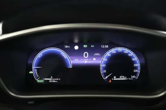 Toyota Corolla Cross (2023) thumbnail 6
