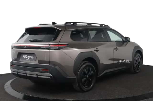 Toyota bZ4X (2026) thumbnail 2