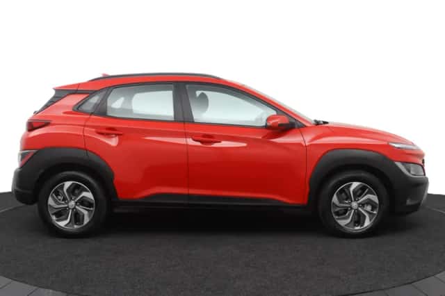 Hyundai Kona (2021) thumbnail 6