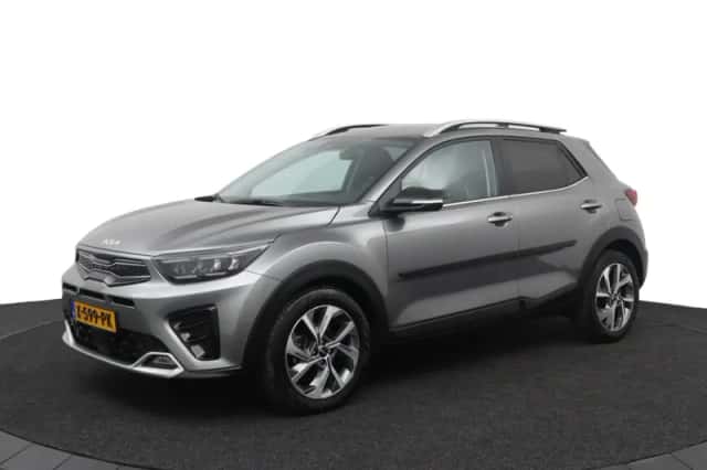 Kia Stonic (2024) thumbnail 1