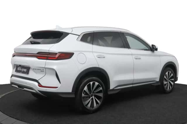 BYD Seal U (2026) thumbnail 2