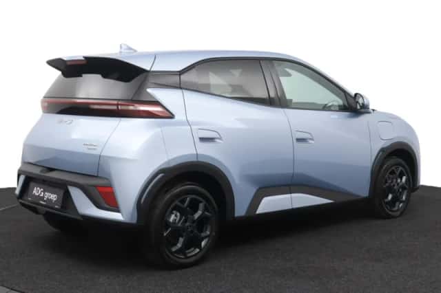 BYD Dolphin Surf (2026) thumbnail 2