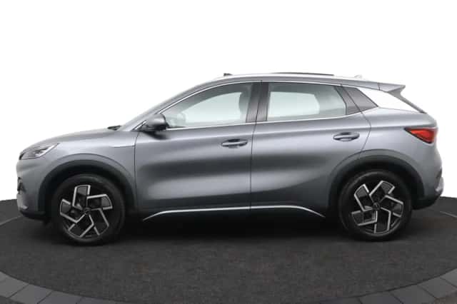 BYD Atto 3 (2023) thumbnail 3