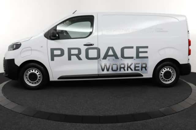 Toyota ProAce Electric Worker (2024) thumbnail 3