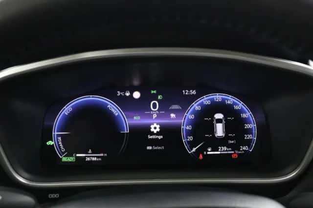 Toyota Corolla Cross (2025) thumbnail 6