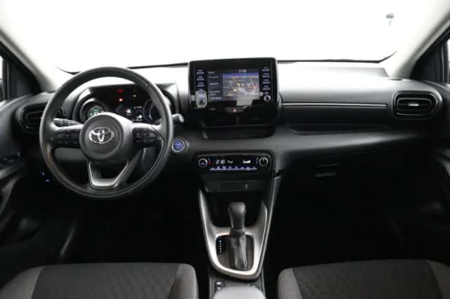 Toyota Yaris (2024) thumbnail 4