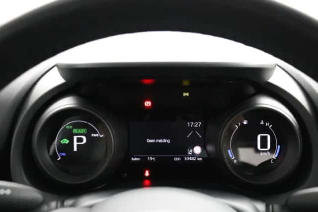 Toyota Yaris (2024) thumbnail 6